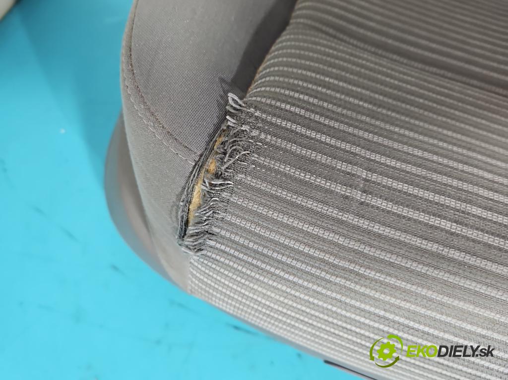 Seat Alhambra II 2010-2020 2.0 tdi 177 HP automatic 130 kW 1968 cm3 5- Sedačka pravý  (Sedačky, sedadlá)