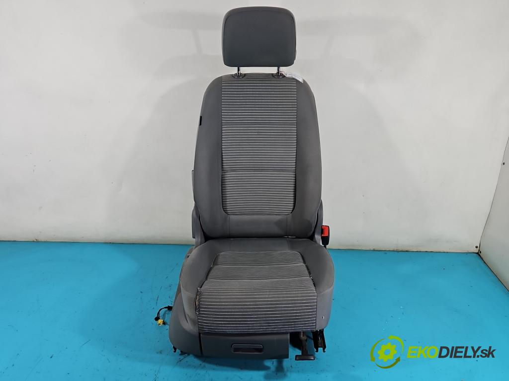 Seat Alhambra II 2010-2020 2.0 tdi 177 HP automatic 130 kW 1968 cm3 5- Sedačka pravý  (Sedačky, sedadlá)