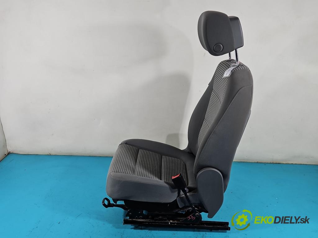 Seat Alhambra II 2010-2020 2.0 tdi 177 HP automatic 130 kW 1968 cm3 5- Sedačka pravý  (Sedačky, sedadlá)