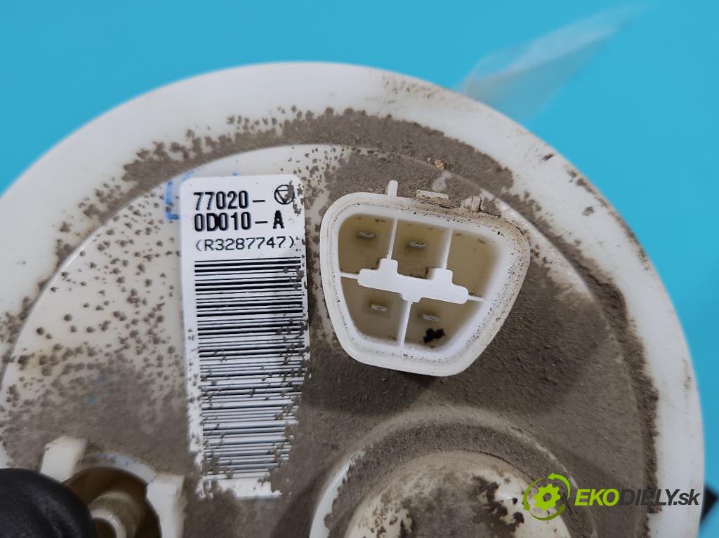 Toyota Yaris I 1999-2005 1.3 vvti 87 hp manual 64 kW 1298 cm3 5- čerpadlo paliva 77020-0D010-A