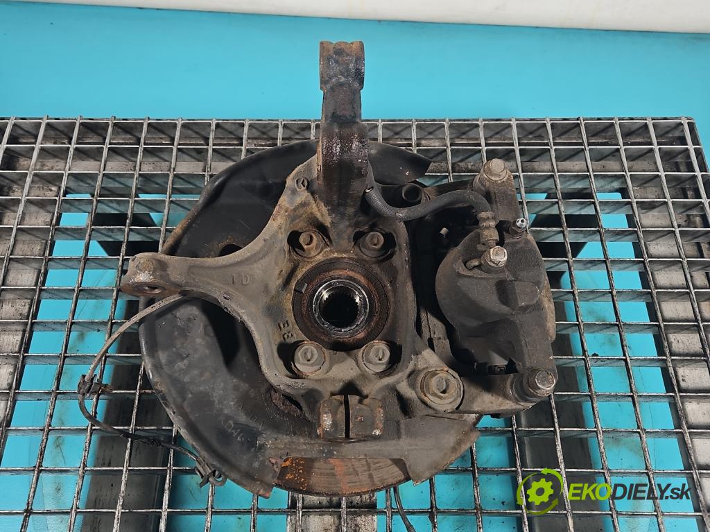 Mazda CX-5 2012-2017 2.2d 175 HP manual 129 kW 2191 cm3 5- náboj ľavé  (Náboje)