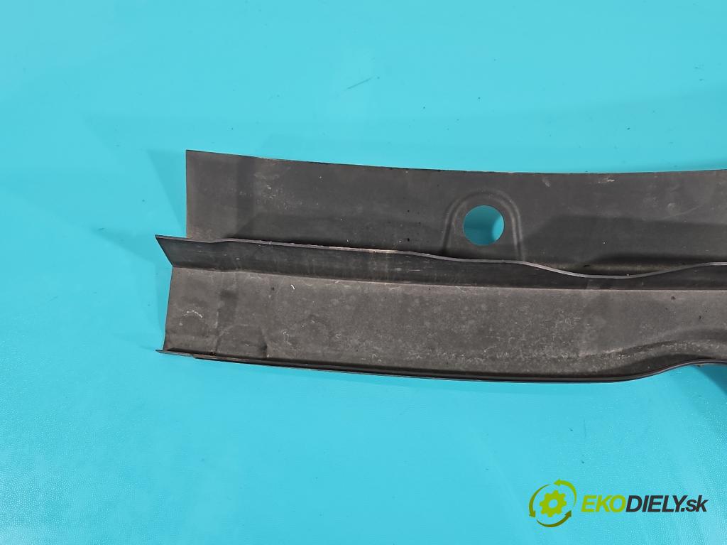 Skoda Karoq 2017- 2.0 tdi 150 HP automatic 110 kW 1968 cm3 5- torpédo 57A819403A (Torpéda)