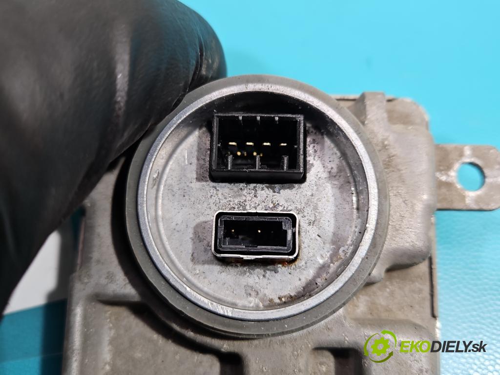 Seat Alhambra II 2010-2020 2.0 tdi 177 HP automatic 130 kW 1968 cm3 5- střídač: xenon 8K0941597E (Riadiace jednotky xenónu)