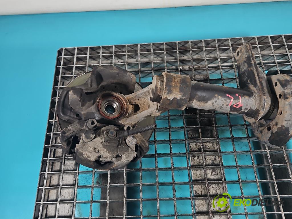 Opel Astra I 1991-2002 1.6 75 HP manual 55 kW 1598 cm3 5- náboj ľavé  (Náboje)