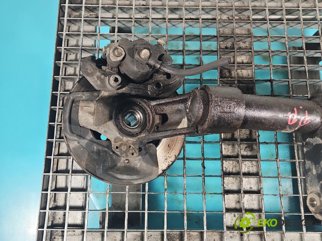 Opel Astra I 1991-2002 1.6 75 HP manual 55 kW 1598 cm3 5- náboj pravé  (Náboje)