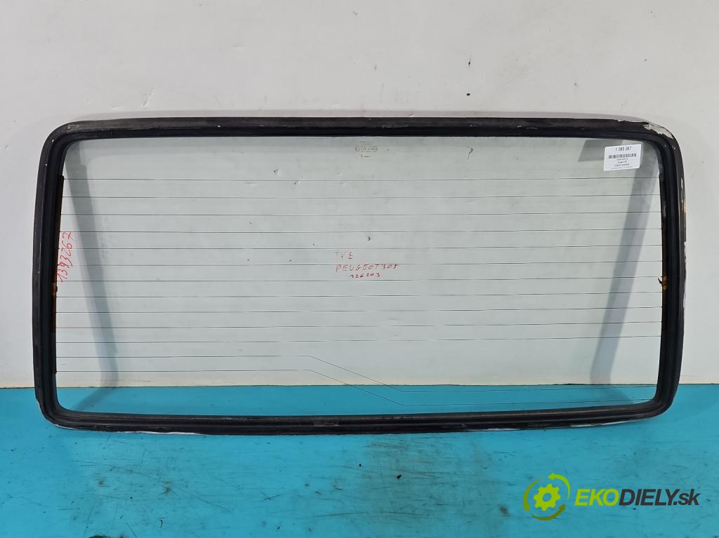 Peugeot 305 1.5 karburátor: 68 hp manual 50 kW 1472 cm3 5- sklo zadní  (Okna zadní)