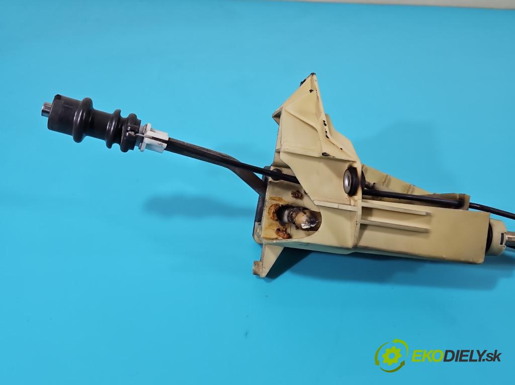 Lancia Phedra 2002-2010 2.2 jtd 128 HP manual 94 kW 2179 cm3 5- Páka: Změny: stupeň,rýchlosť  (Rýchlostné páky / kulisy)