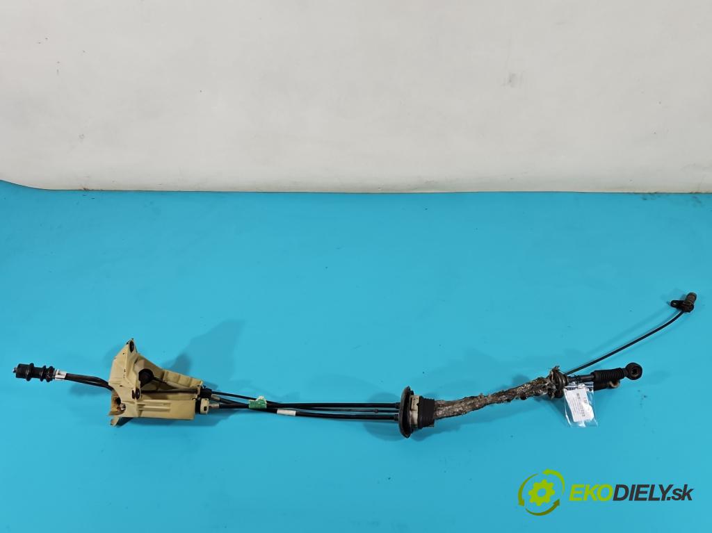 Lancia Phedra 2002-2010 2.2 jtd 128 HP manual 94 kW 2179 cm3 5- Páka: Změny: stupeň,rýchlosť  (Rýchlostné páky / kulisy)