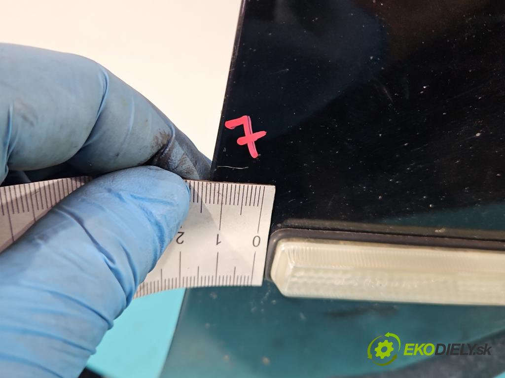 Bmw X5 E53 1999-2006 3.0d 184 hp automatic 135 kW 2993 cm3 5- blatnik přední pravý  (Ostatné)