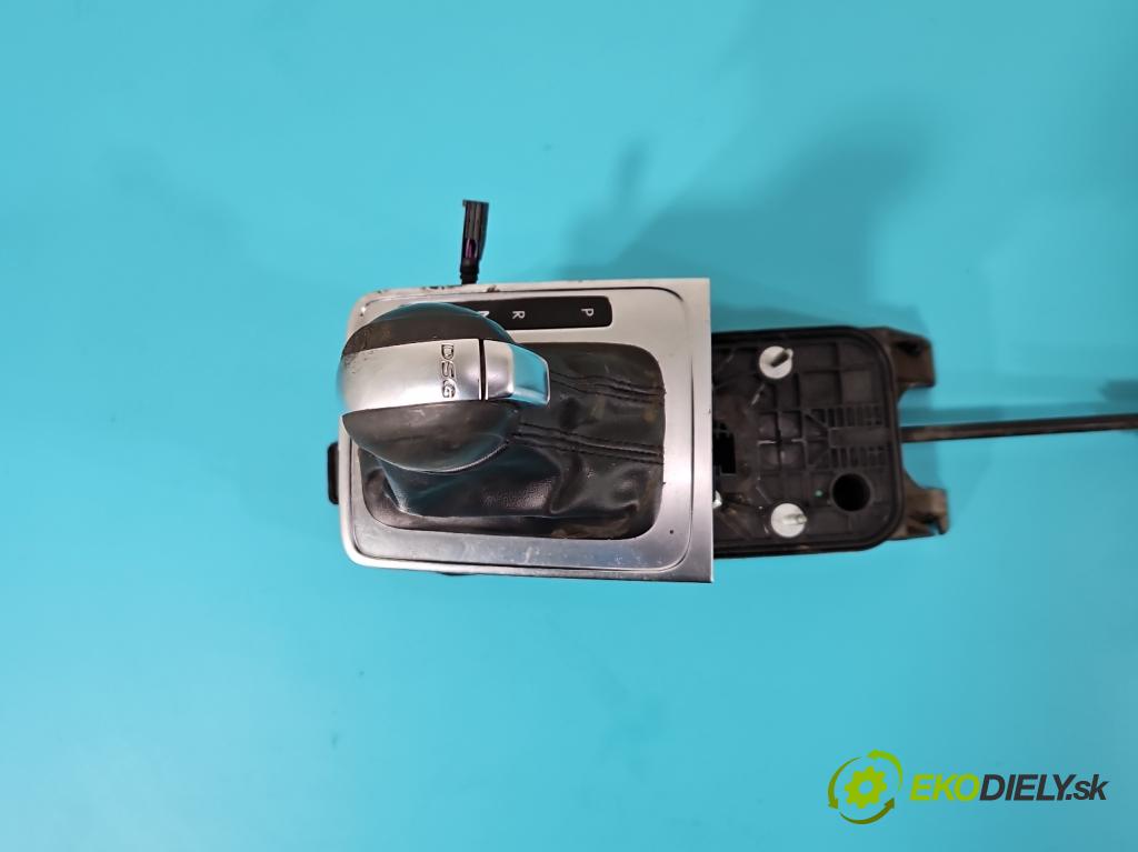 Vw Passat B7 2010-2014 1.4 TSI 150 HP automatic 110 kW 1390 cm3 5- Páka: Změny: stupeň,rýchlosť 3AB713025A (Rýchlostné páky / kulisy)