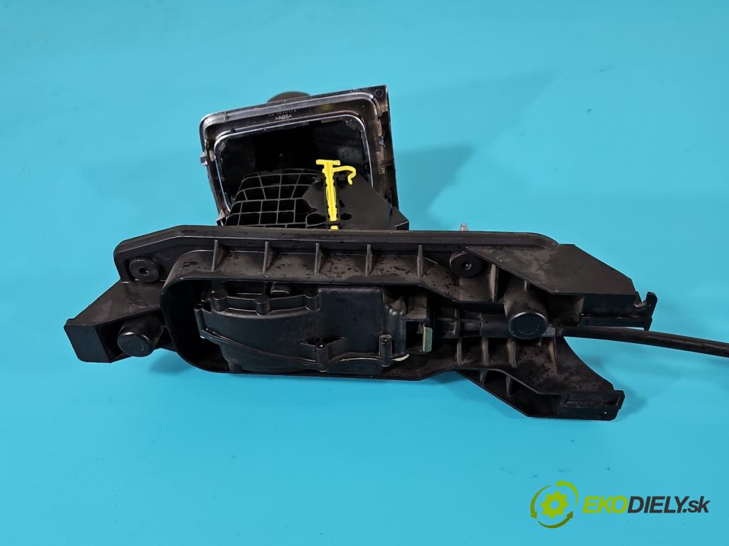 Vw Passat B7 2010-2014 1.4 TSI 150 HP automatic 110 kW 1390 cm3 5- Páka: Změny: stupeň,rýchlosť 3AB713025A (Rýchlostné páky / kulisy)