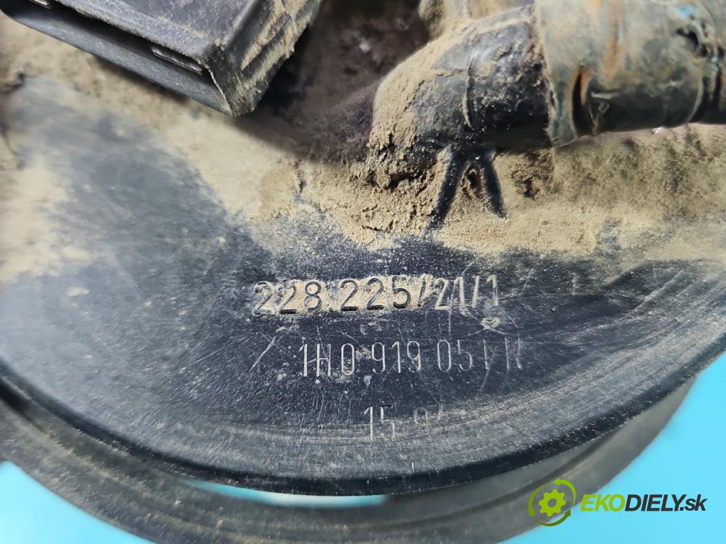 Vw Golf III 1991-1998 1.8 75 hp manual 55 kW 1781 cm3 5- čerpadlo paliva 1H019051