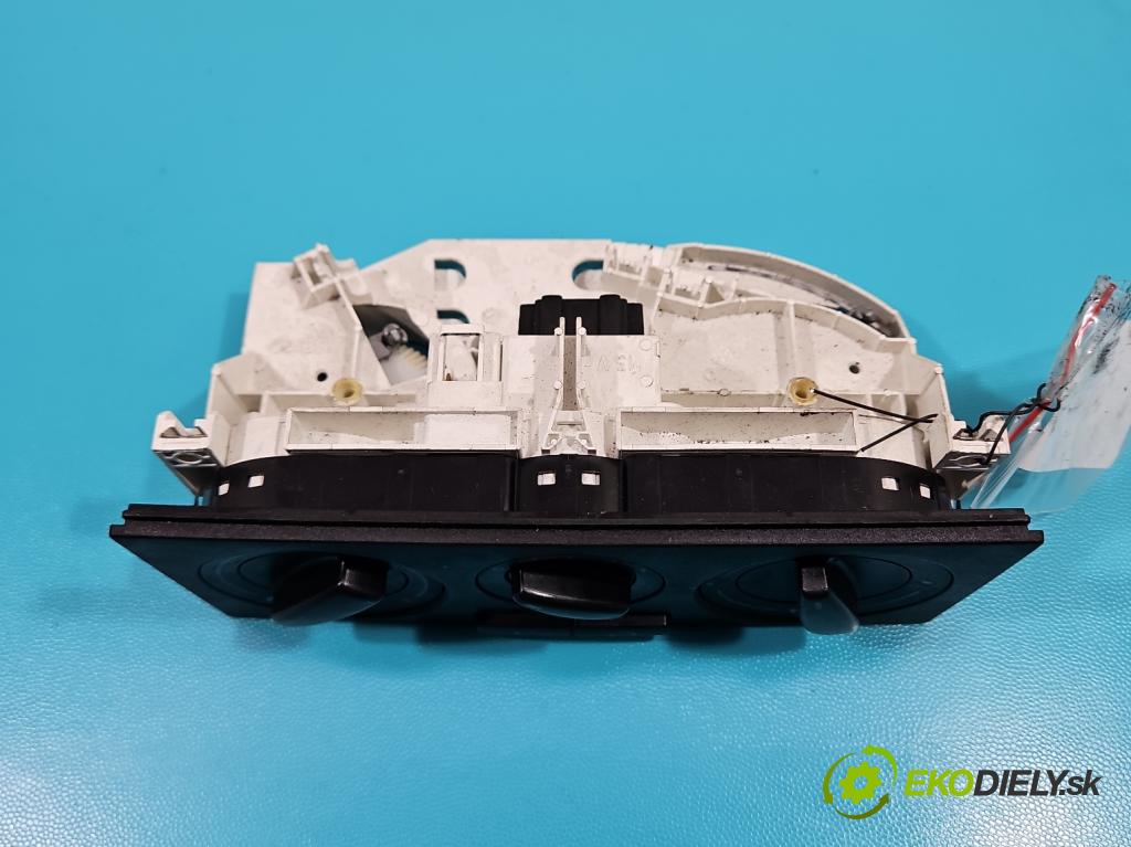 Vw Polo III 6N 1994-2001 1.4 mpi 60 HP manual 44 kW 1390 cm3 5- panel kúrenia 1J0820045F