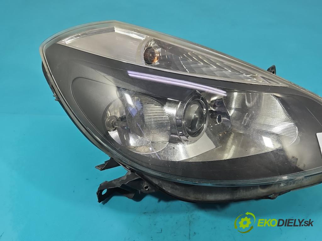 Renault Clio III 2005-2012 1.5 dci 68 HP manual 50 kW 1461 cm3 5- Reflektor: pravý 8200261612 (Pravé)