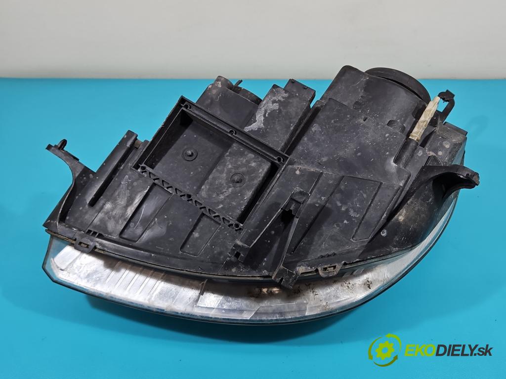 Citroen C5 I 2001-2008 2.0 hdi 136 HP manual 100 kW 1997 cm3 5- Reflektor: pravý 9650055880 (Pravé)