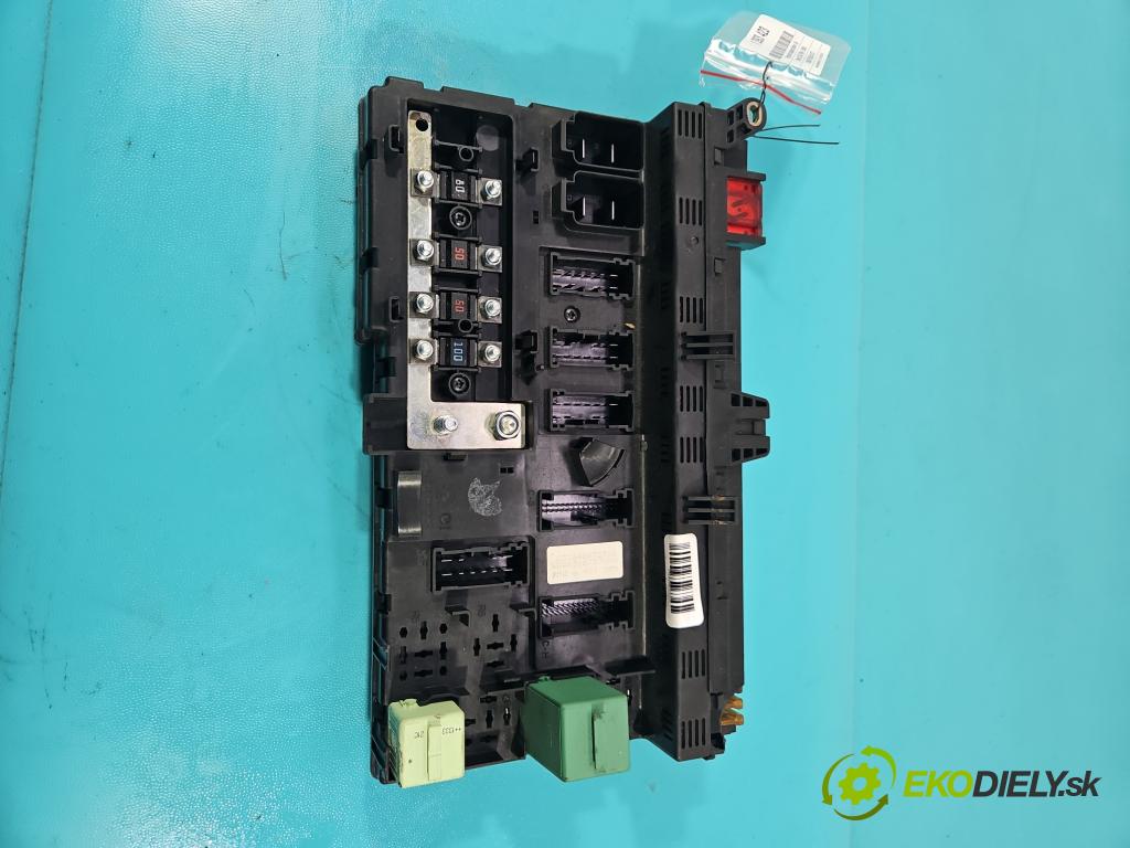 Bmw X5 E53 1999-2006 3.0d 184 hp automatic 135 kW 2993 cm3 5- skříňka pojistková 8383185 (Pojistkové skříňky)