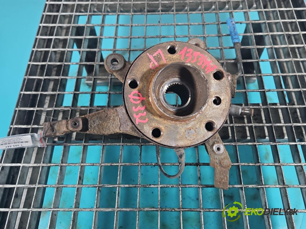 Bmw X5 E53 1999-2006 3.0d 184hp automatic 135 kW 2993 cm3 5- náboj ľavé  (Náboje)