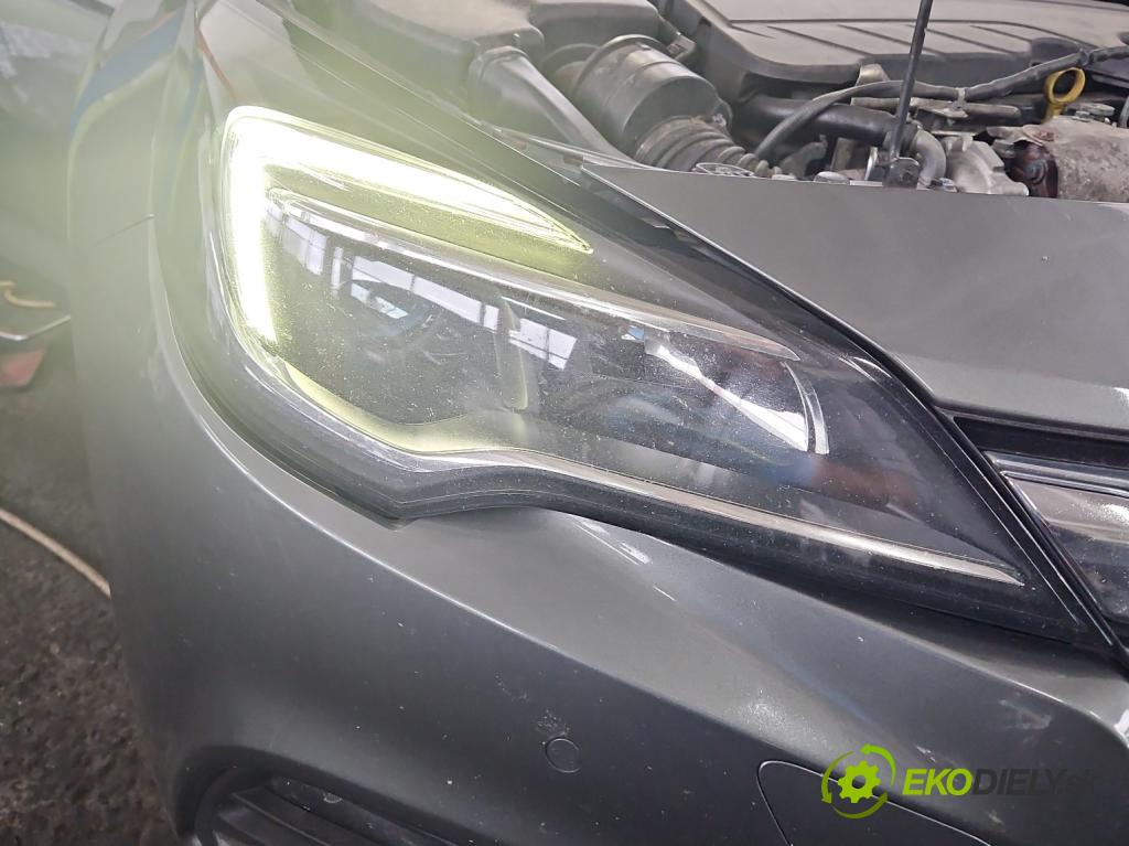 Opel Astra V  2015- 1.6 cdti 110 HP manual 81 kW 1598 cm3 5- Reflektor: pravý 39158006 (Pravé)