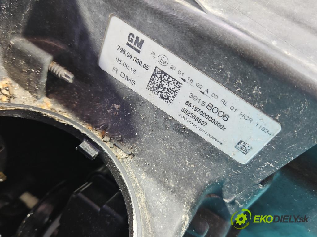 Opel Astra V  2015- 1.6 cdti 110 HP manual 81 kW 1598 cm3 5- Reflektor: pravý 39158006 (Pravé)