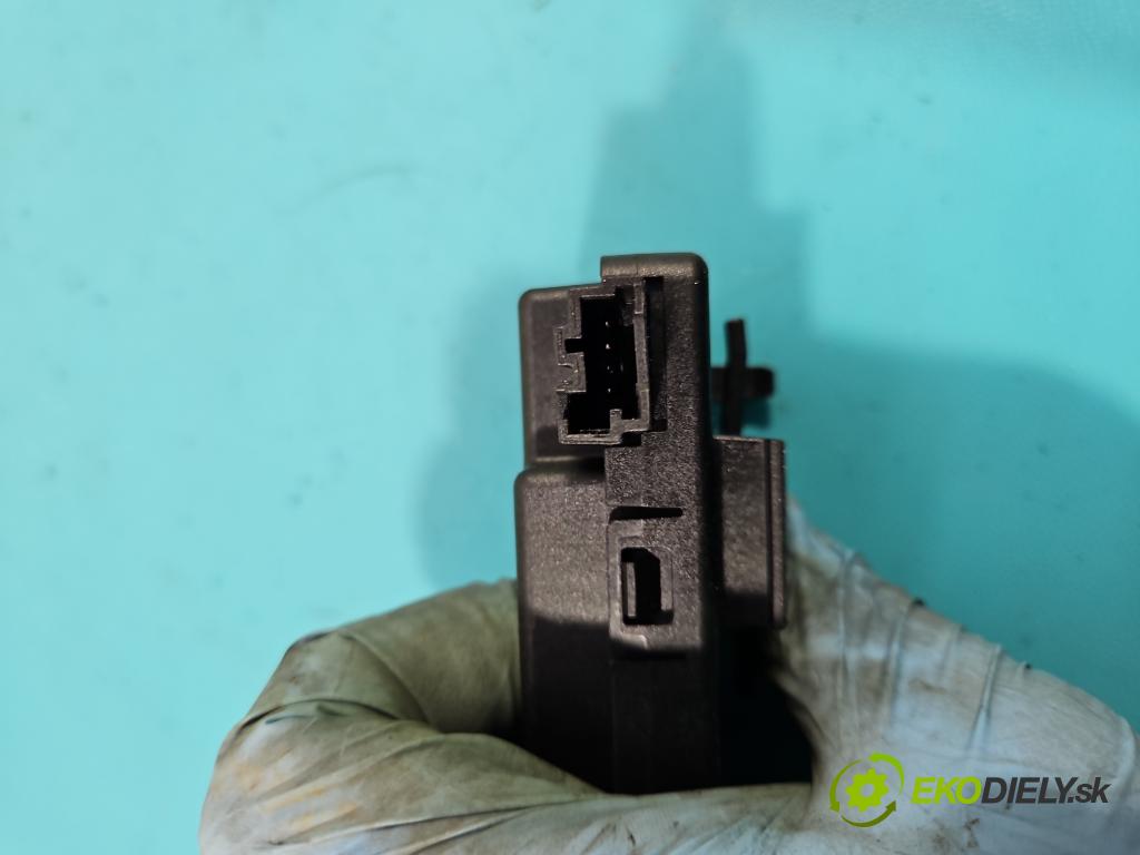 Opel Astra V  2015-2022 1.6 cdti 110 hp manual 81 kW 1598 cm3 5- řídící jednotka motoru 55509243