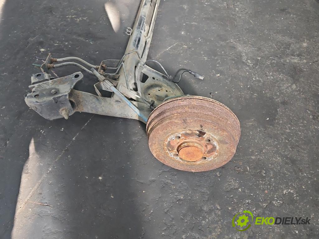 Renault Clio III 2005-2012 1.5 dci 68 hp manual 50 kW 1461 cm3 5- zadní výztuha  (Výztuhy zadní)