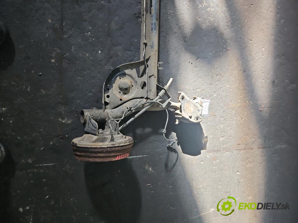 Renault Clio III 2005-2012 1.5 dci 68 hp manual 50 kW 1461 cm3 5- zadní výztuha  (Výztuhy zadní)