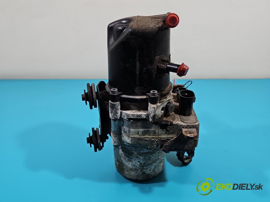 Citroen C5 I 2001-2008 2.0 hdi 136 HP manual 100 kW 1997 cm3 5- čerpadlo posilovač  (Servočerpadlá, pumpy riadenia)