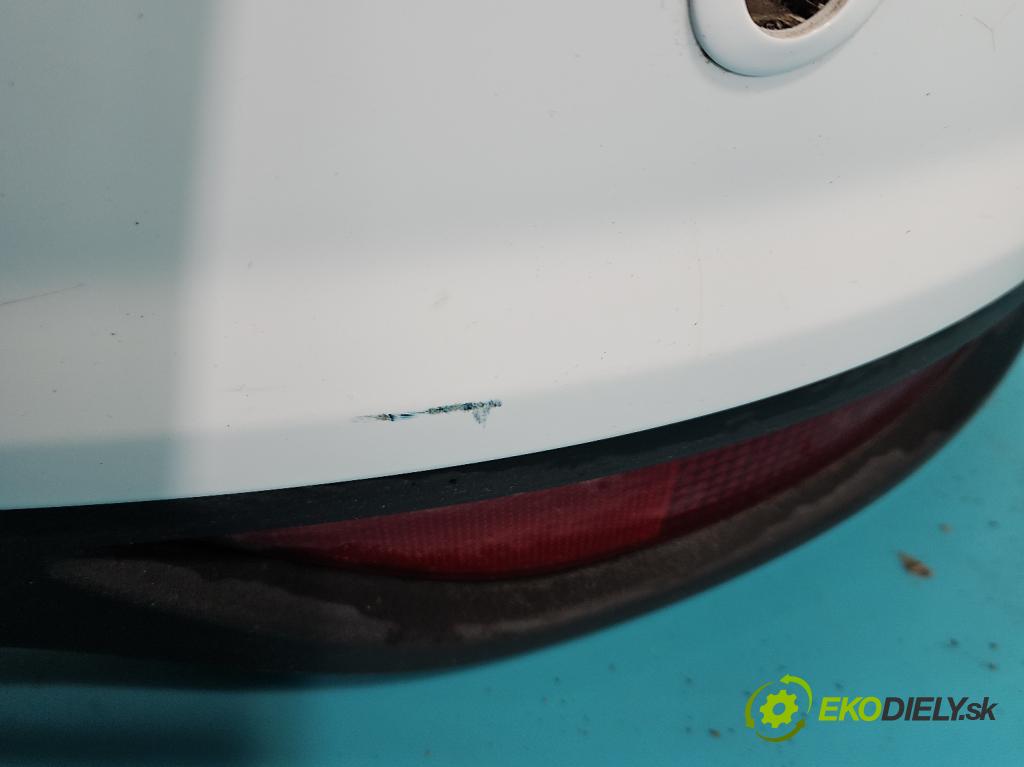 Ford C-Max II 2010-2019 1.0 125 hp manual 92 kW 998 cm3 5- nárazník zadní  (Ostatné)