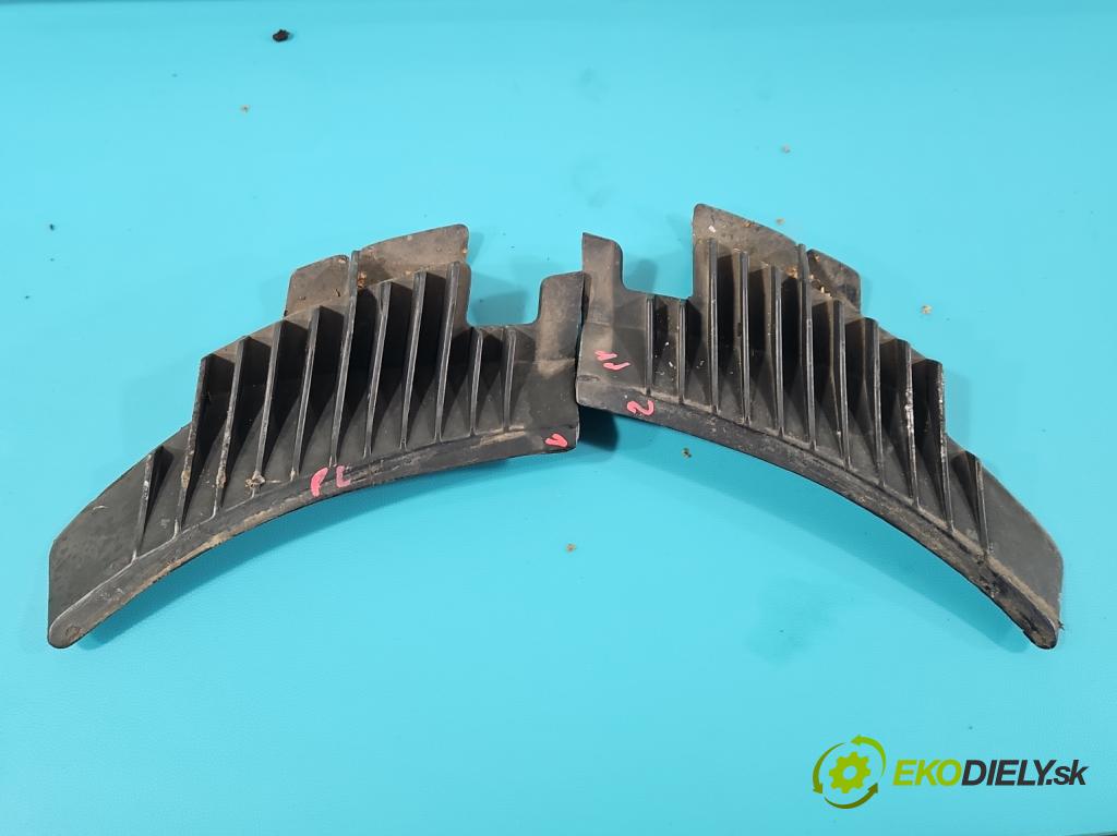 Peugeot 305 1.5 karburátor: 68 HP manual 50 kW 1472 cm3 5- torpédo  (Torpéda)