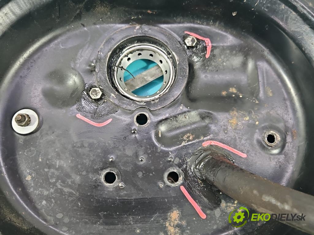 Peugeot 305 1.5 karburátor: 68 HP manual 50 kW 1472 cm3 5- obal filtra vzduchu  (Obaly filtrov vzduchu)