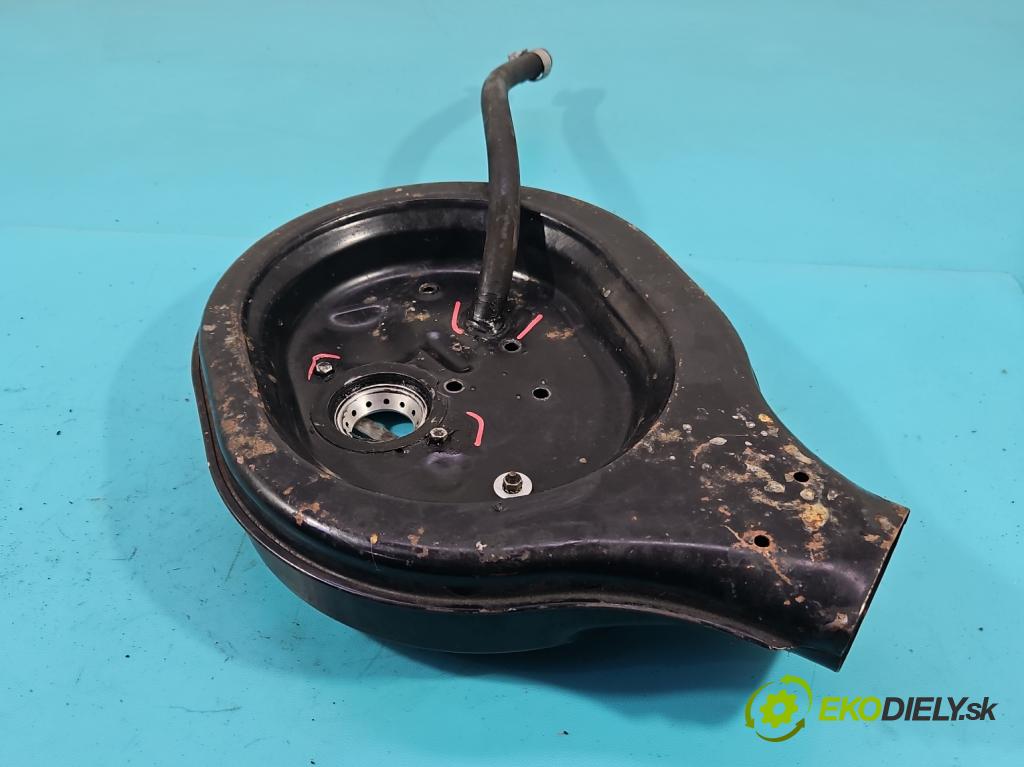 Peugeot 305 1.5 karburátor: 68 HP manual 50 kW 1472 cm3 5- obal filtra vzduchu  (Obaly filtrov vzduchu)