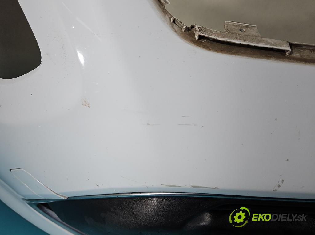 Ford C-Max II 2010-2019 1.0 125 hp manual 92 kW 998 cm3 5- nárazník přední  (Ostatné)
