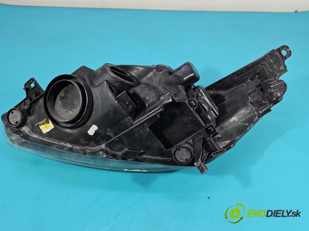 Ford C-Max II 2010-2019 1.0 125 HP manual 92 kW 998 cm3 5- Reflektor: pravý AM51-13W-029-AF (Pravé)