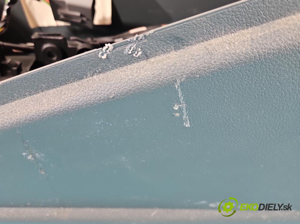 Ford C-Max II 2010-2019 1.0 125 HP manual 92 kW 998 cm3 5- operadlo 1759784 (Lakťové opierky)