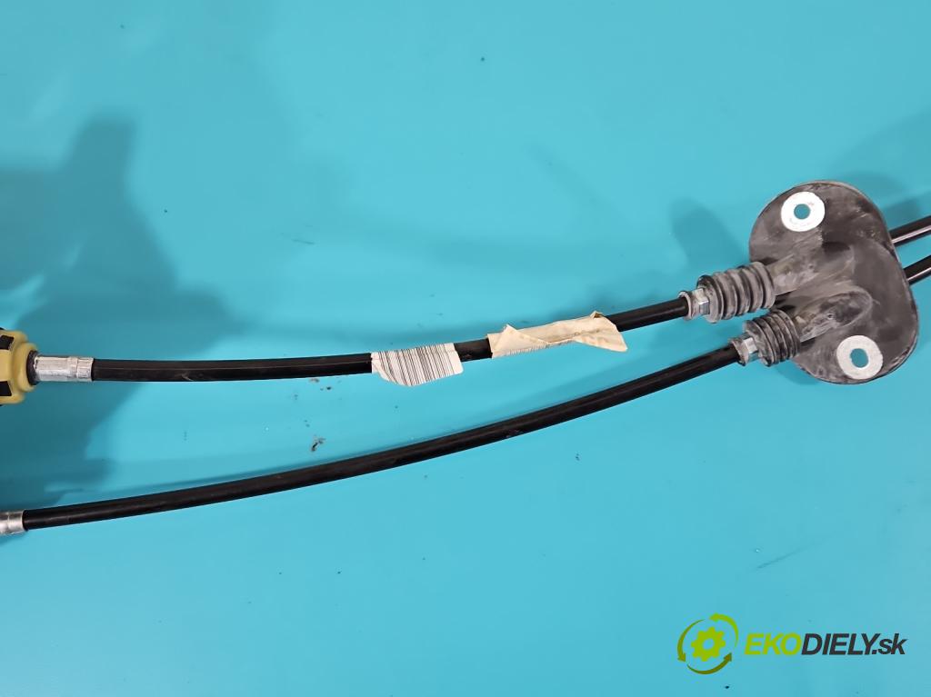 Ford C-Max II 2010-2019 1.0 125 HP manual 92 kW 998 cm3 5- Páka: Změny: stupeň,rýchlosť  (Rýchlostné páky / kulisy)