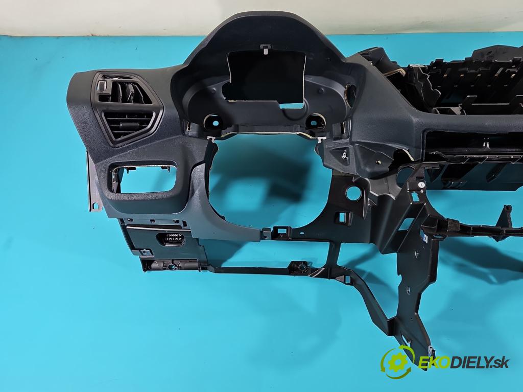 Ford C-Max II 2010-2019 1.0 125 HP manual 92 kW 998 cm3 5- kokpit,pristrojová doska rozdeľovacia