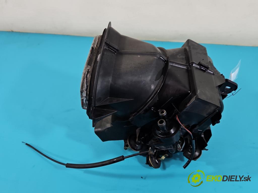 Peugeot 305 1.5 karburátor: 68 hp manual 50 kW 1472 cm3 5- radiátor  (Radiátory topení)