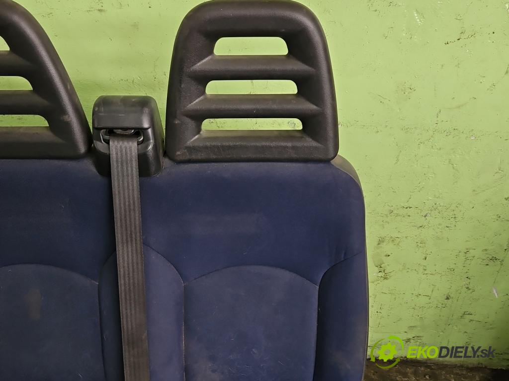 Iveco Daily IV 2006-2014 3.0 HPI 145 HP manual 107 kW 2998 cm3 2- Sedačka pravý  (Sedačky, sedadlá)