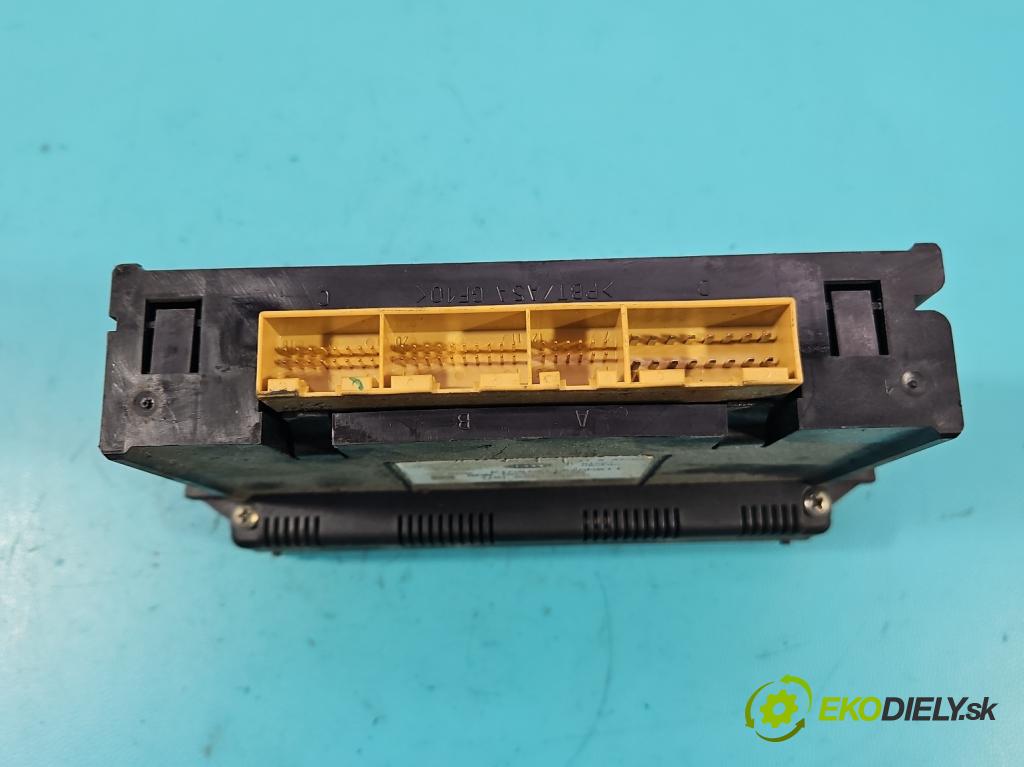 Seat Toledo II 1998-2004 1.8 20V 125 HP manual 92 kW 1781 cm3 4- panel kúrenia 1M0820043C