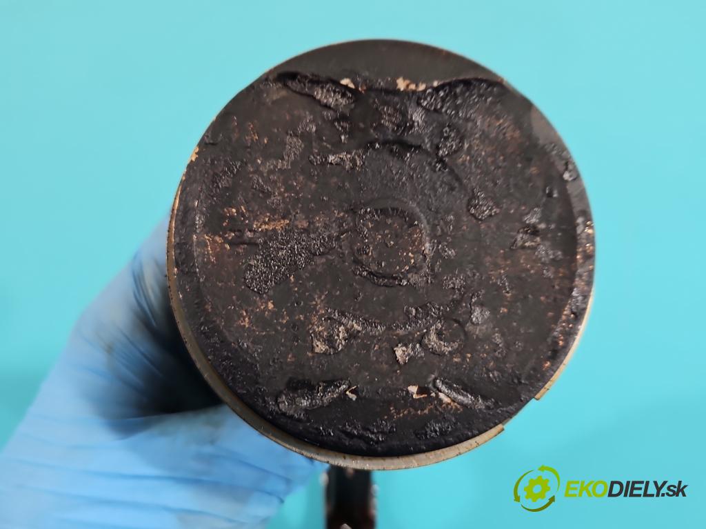 Toyota Prius II XW20 2003-2009 1.5 77 HP automatic 57 kW 1497 cm3 5- piest (Piest)