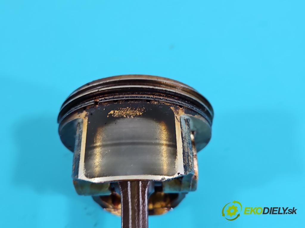 Toyota Prius II XW20 2003-2009 1.5 77 hp automatic 57 kW 1497 cm3 5- píst  (Písty)