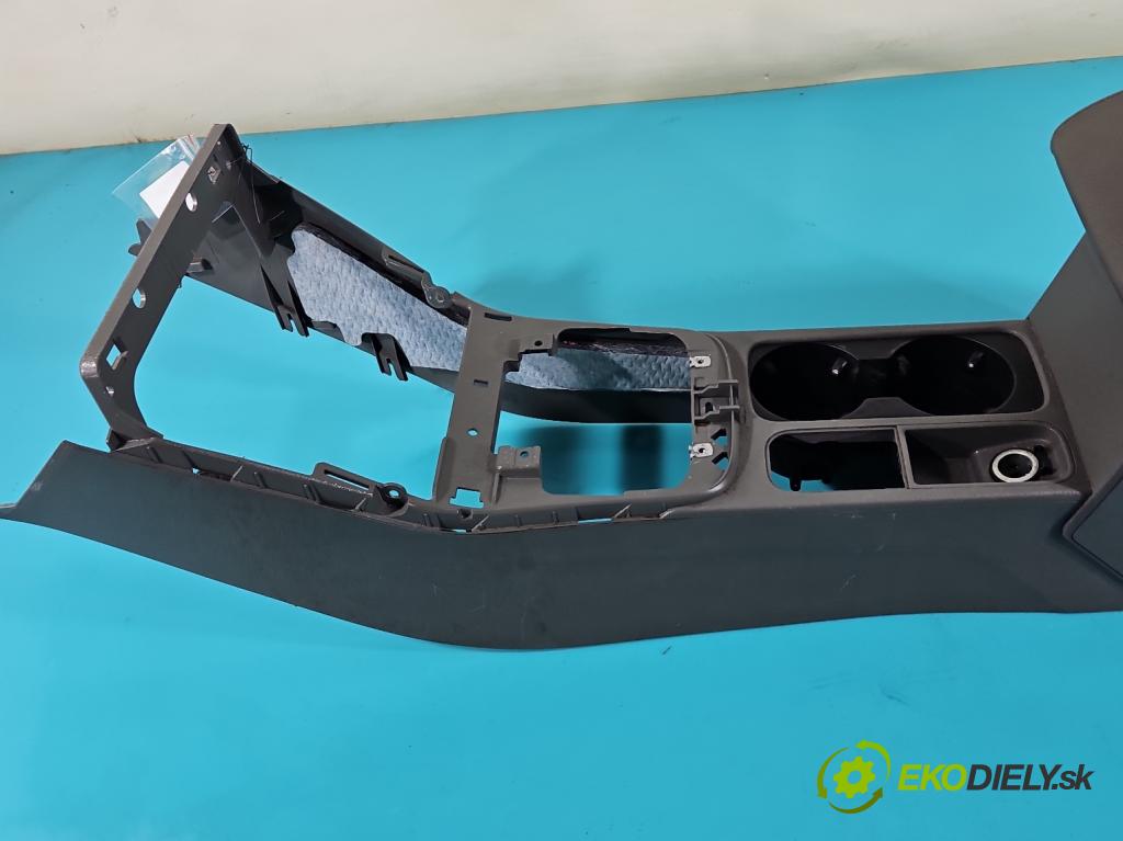 Seat Alhambra II 2010-2020 2.0 tdi 177 HP automatic 130 kW 1968 cm3 5- operadlo 7N1863241/A (Lakťové opierky)