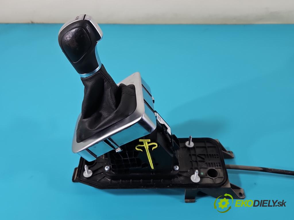 Seat Alhambra II 2010-2020 2.0 tdi 177 HP automatic 130 kW 1968 cm3 5- Páka: Změny: stupeň,rýchlosť 7N1713025H (Rýchlostné páky / kulisy)