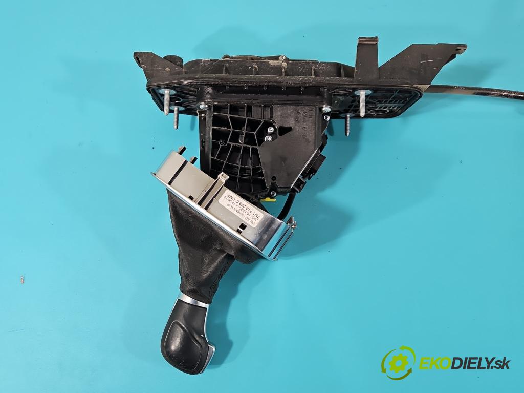 Seat Alhambra II 2010-2020 2.0 tdi 177 HP automatic 130 kW 1968 cm3 5- Páka: Změny: stupeň,rýchlosť 7N1713025H (Rýchlostné páky / kulisy)