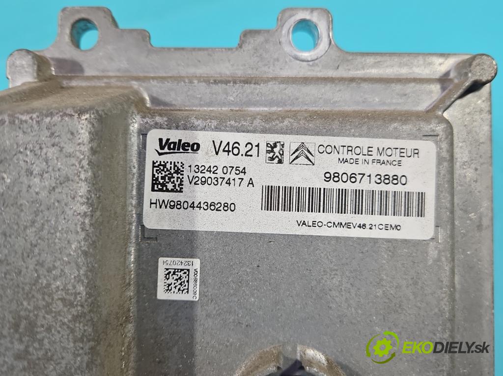 Peugeot 301 1.6 16V 116 hp manual 85 kW 1587 cm3 4- řídící jednotka motoru 9806713880
