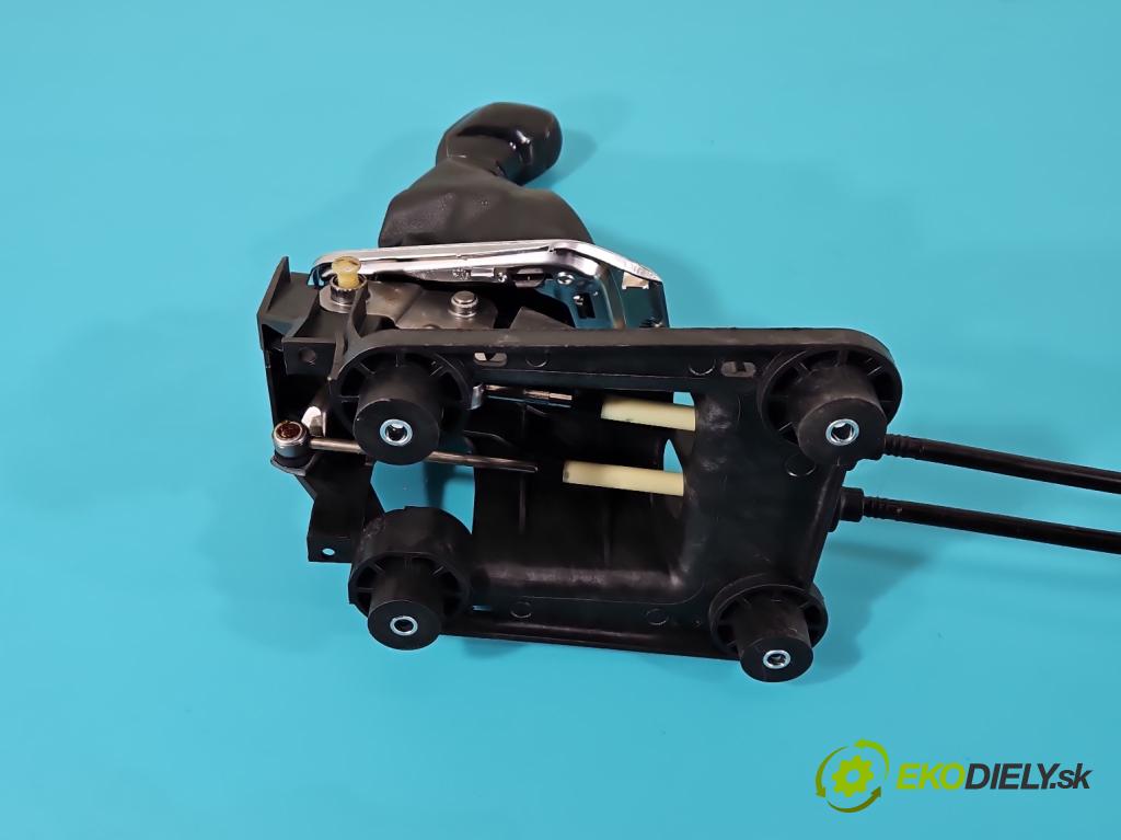 Peugeot 301 1.6 16V 116 HP manual 85 kW 1587 cm3 4- Páka: Změny: stupeň,rýchlosť 9683711580 (Rýchlostné páky / kulisy)