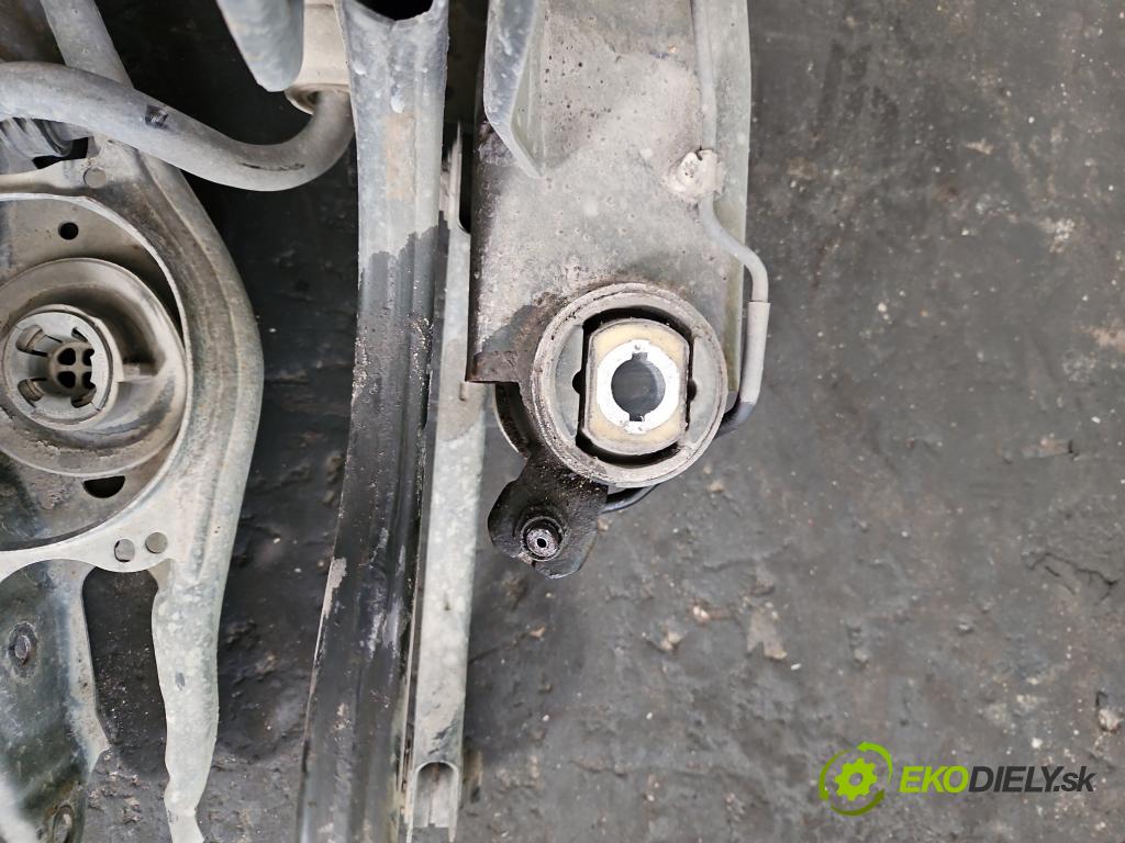 Skoda Karoq 2017- 2.0 tdi 150 hp automatic 110 kW 1968 cm3 5- zadní výztuha 5Q0505235J (Výztuhy zadní)