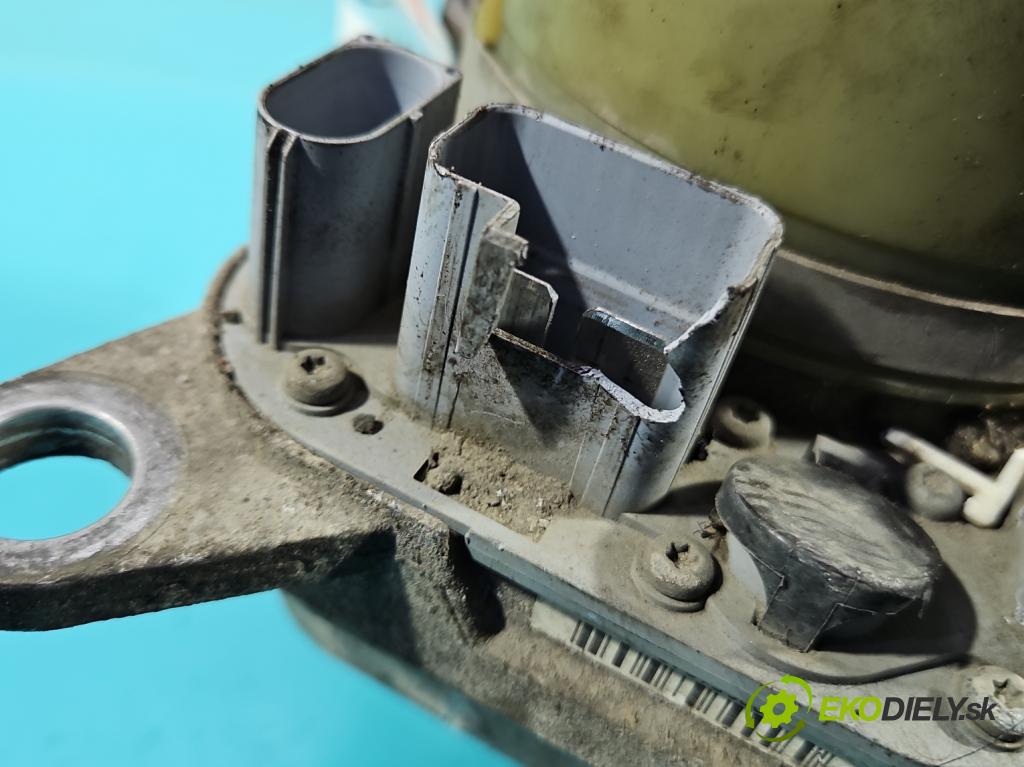 Ford Focus Mk2 2004-2011 1.8 tdci 116 HP manual 85 kW 1753 cm3 3- čerpadlo posilovač 4M51-3K514-AD (Servočerpadlá, pumpy riadenia)