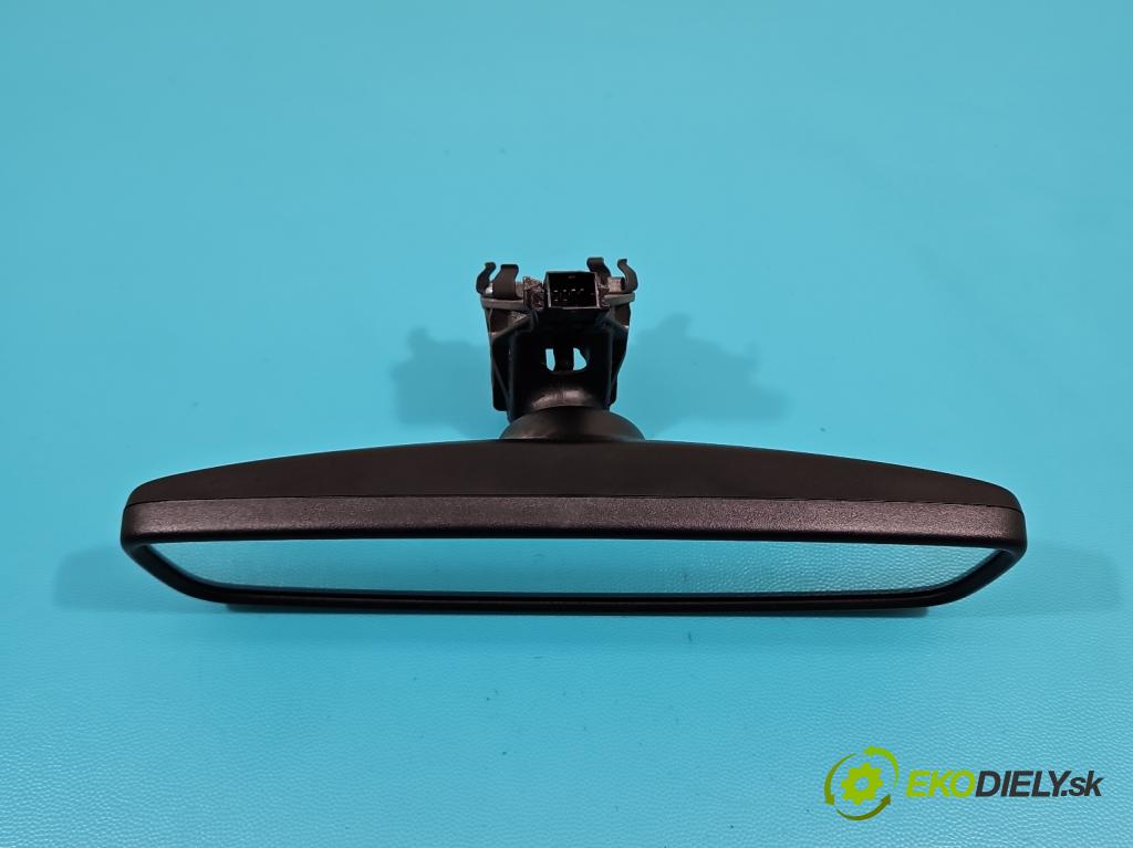 Skoda Karoq 2017- 2.0 tdi 150 hp automatic 110 kW 1968 cm3 5- zpětné zrcátko vnitřní  (Světla vnitřní)