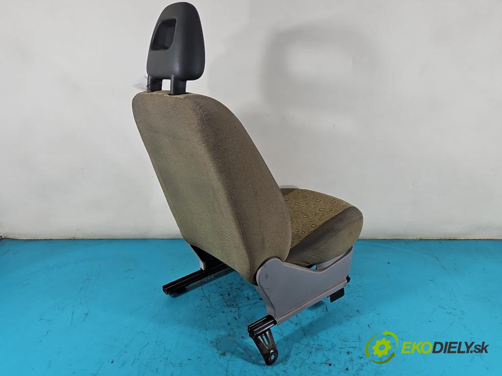 Fiat Panda II 2003-2012 1.1 54 HP manual 40 kW 1108 cm3 5- Sedačka pravý  (Sedačky, sedadlá)